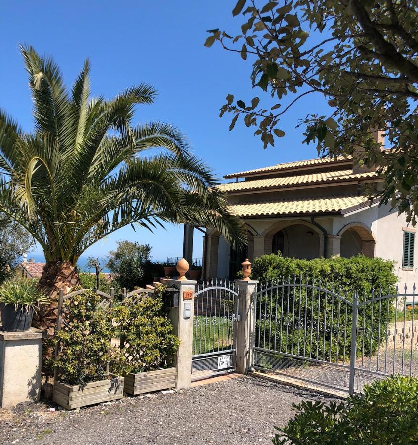 B&B La Palma San Costanzo 外观 照片